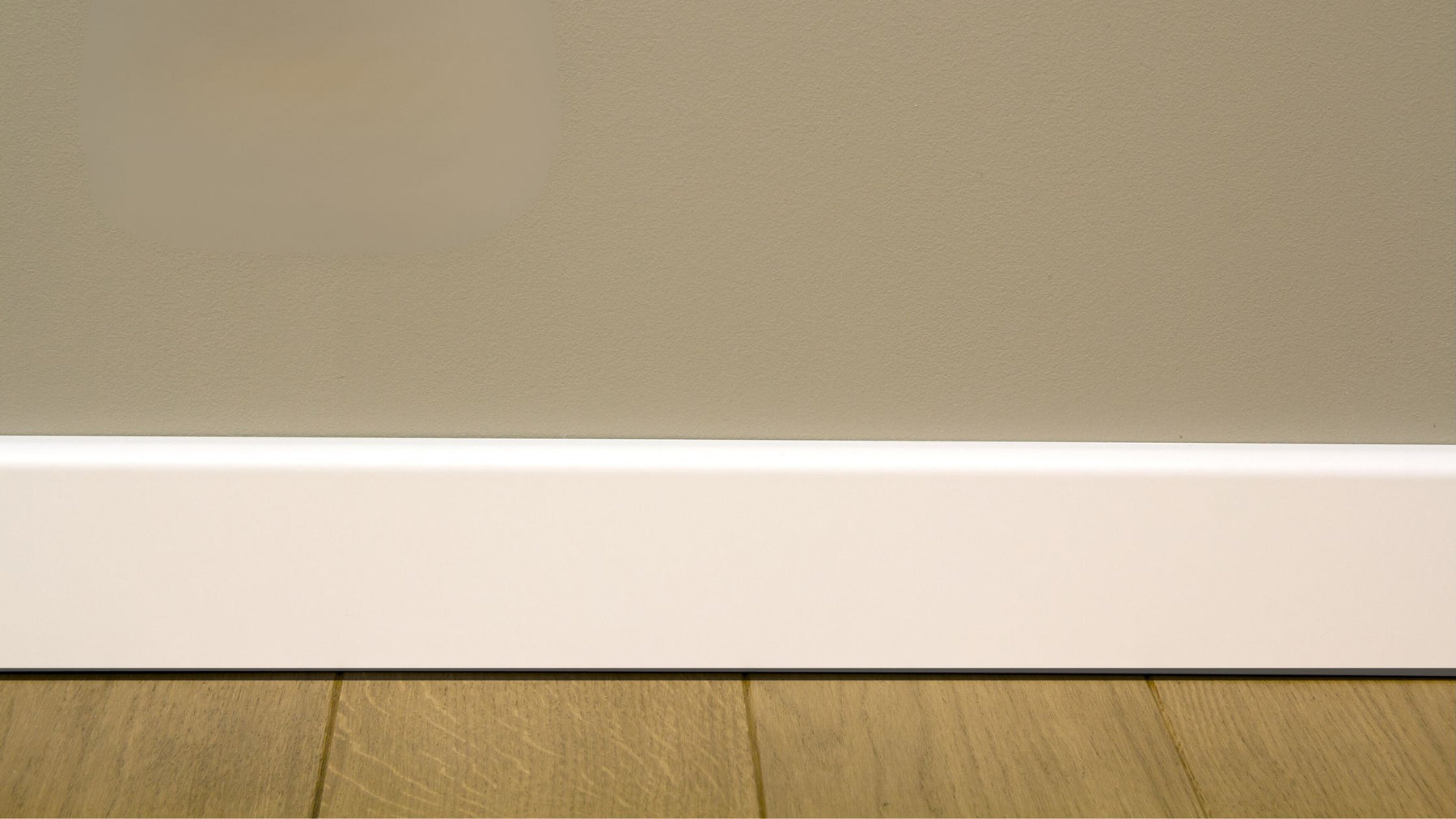Should I Leave A Gap Under Skirting Boards?