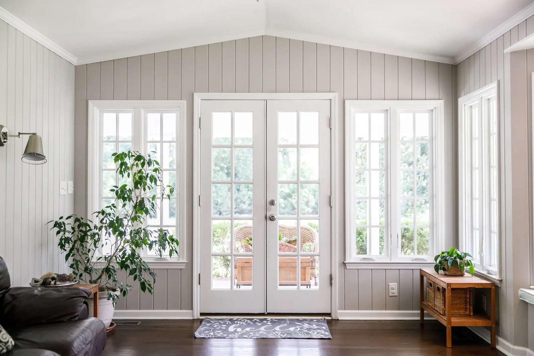 How Architraves Can Transform Your Windows: A Simple Detail That Makes a Big Impact