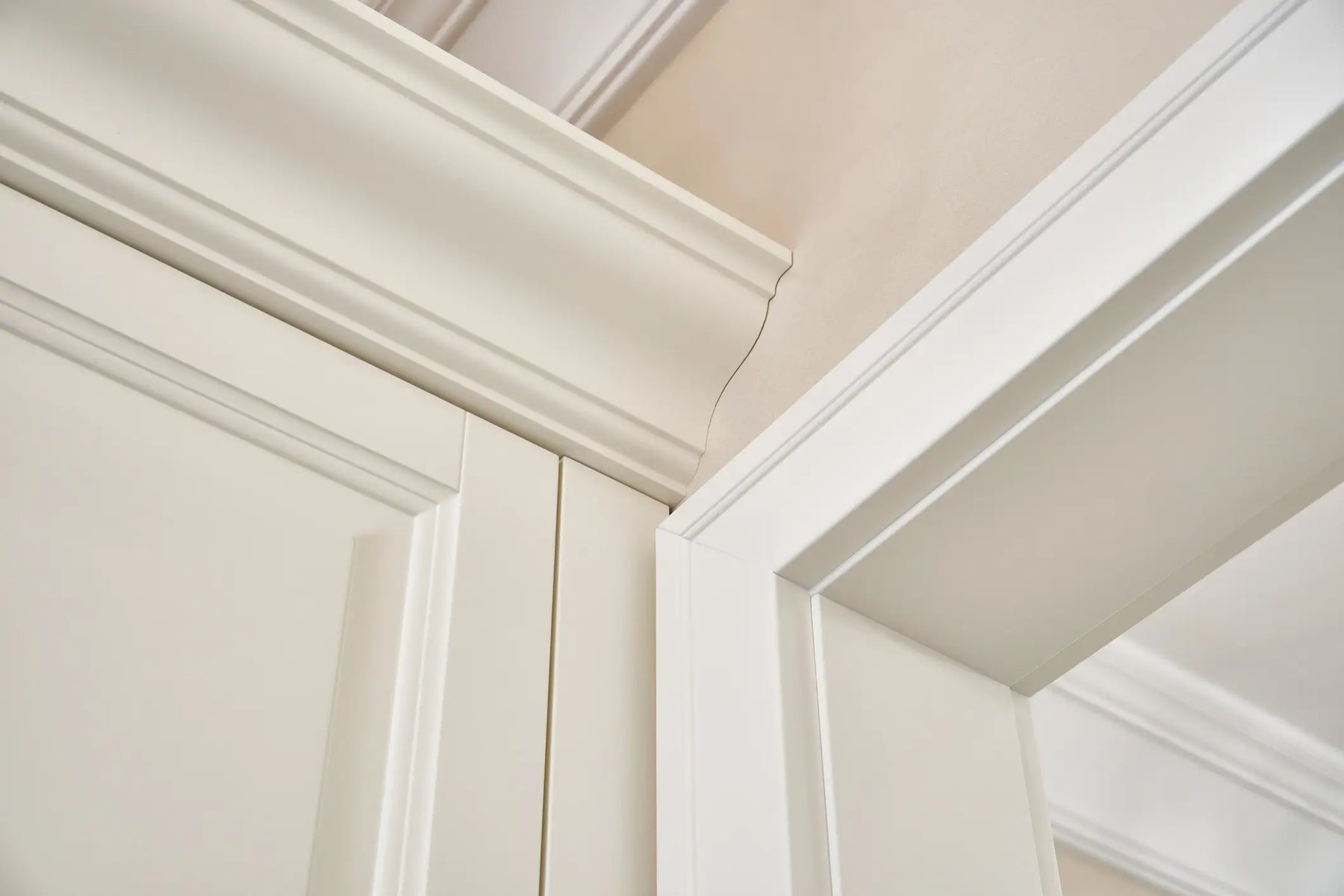 What Are the Different Styles of Architrave? Modern, Traditional & Flexible Options